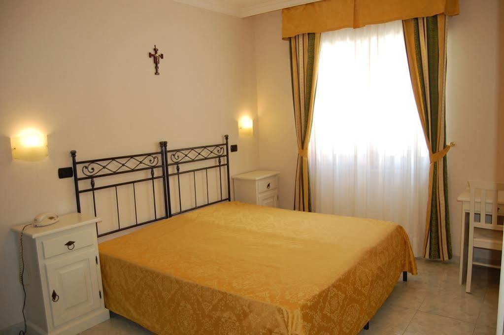 Hotel Villa San Pietro San Giovanni Rotondo Eksteriør bilde